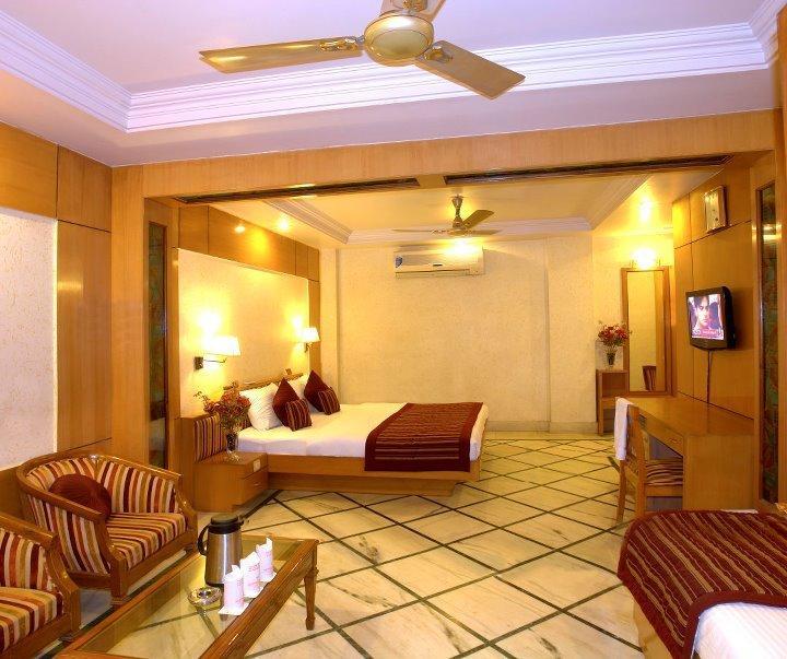 Hotel Singh International Дели Экстерьер фото